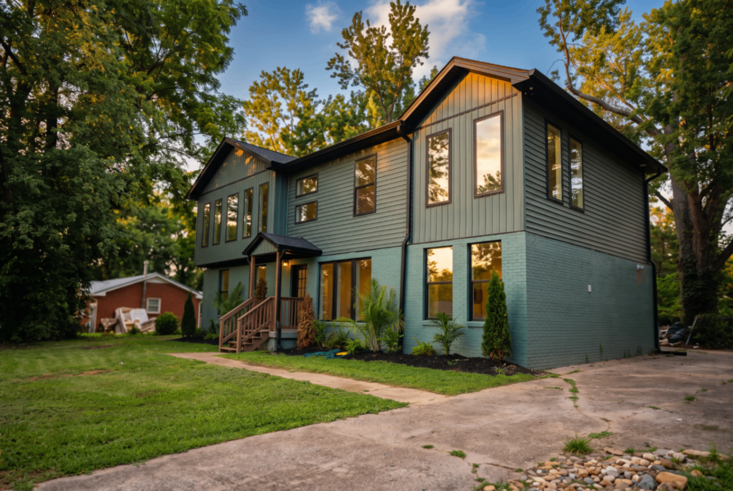 5033 Collinwood Dr — photo 3 of 42