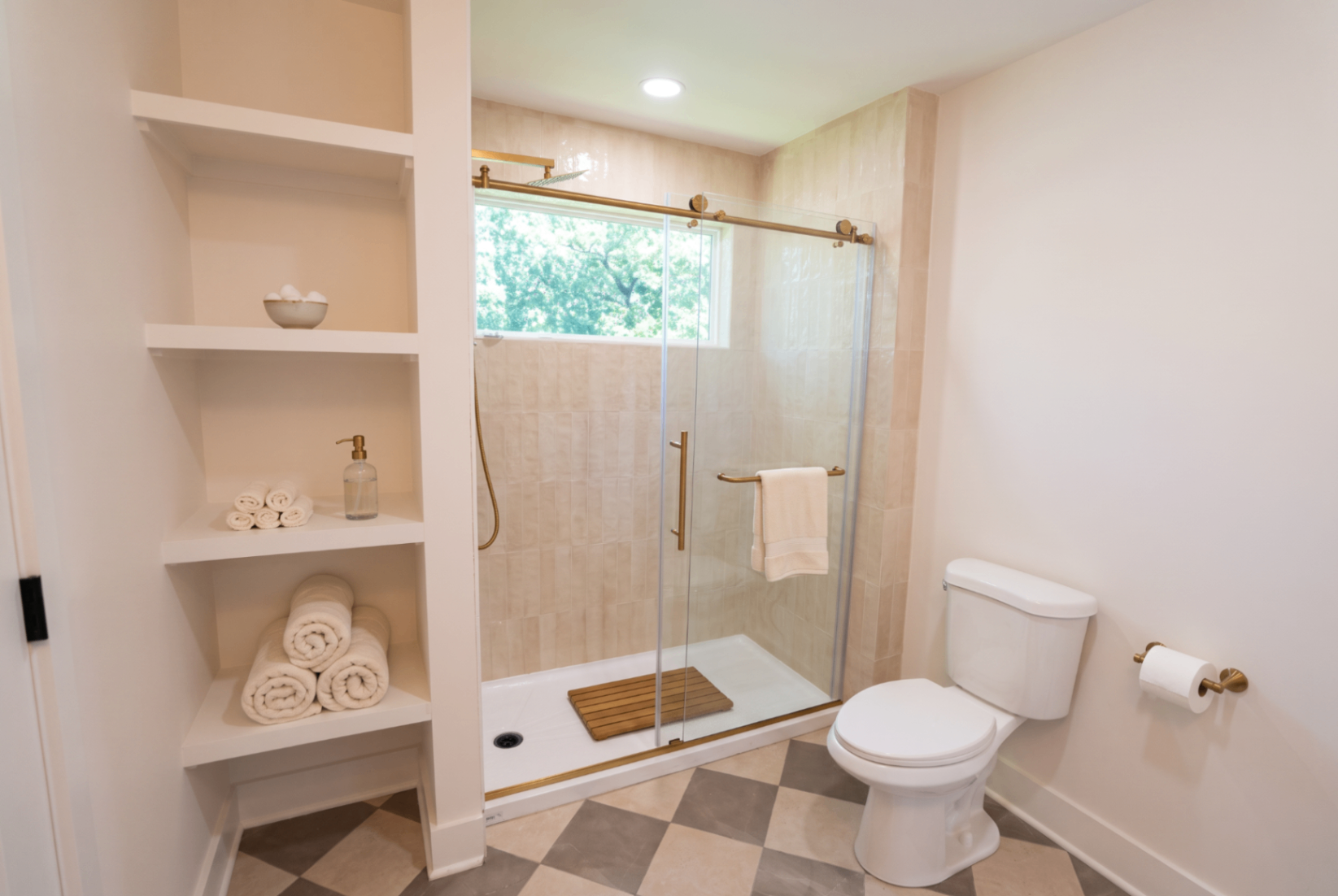 Freestanding Soaking Tub