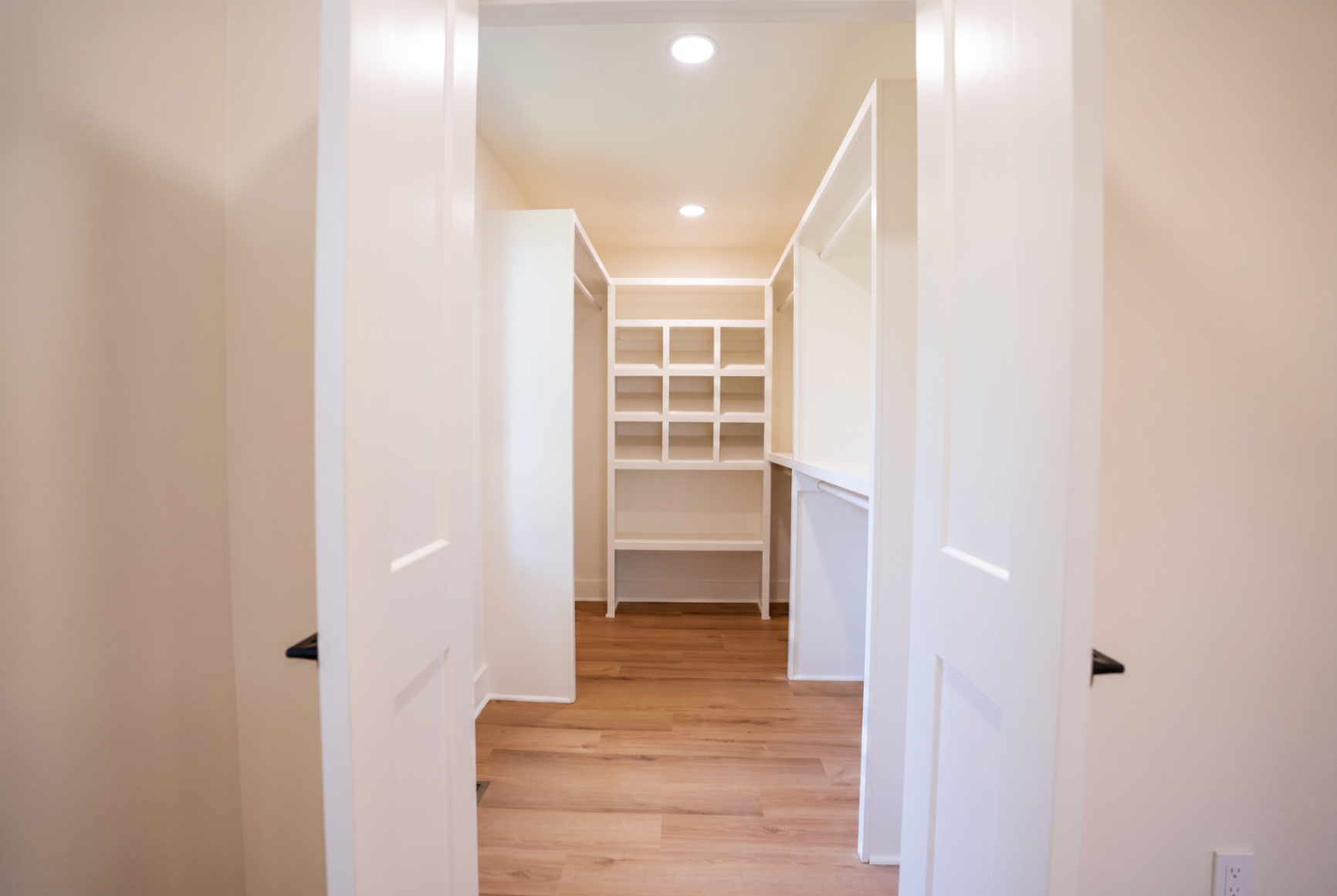 5033 Collinwood Dr — photo 42 of 42